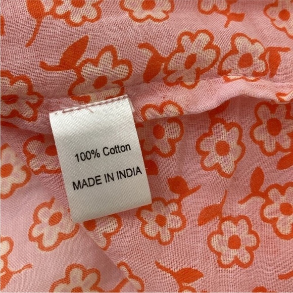 Banjanan Coral Pink Floral Ruffle Button-Front Blouse - Picture 7 of 8